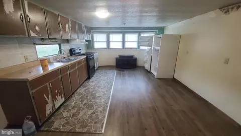 81 Old County Rd, Green Spring, WV 26722 photo 11