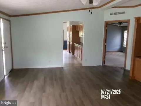 9158 Jersey Mountain Rd, Points, WV 25437 photo 2
