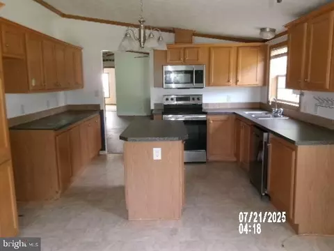 9158 Jersey Mountain Rd, Points, WV 25437 photo 3
