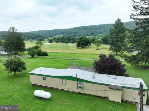 6208 Northwestern Pike, Augusta, WV 26704