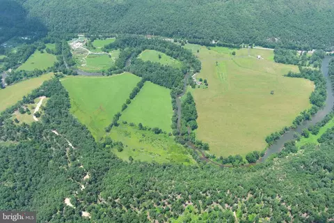 109 Acres On Cacapon Riv, Yellow Spring, WV 26865