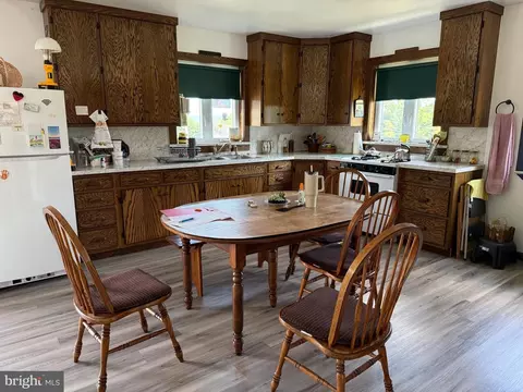 Kitchen - 18 Silver Fern Pl, Points, WV 25437 photo 1 of 3