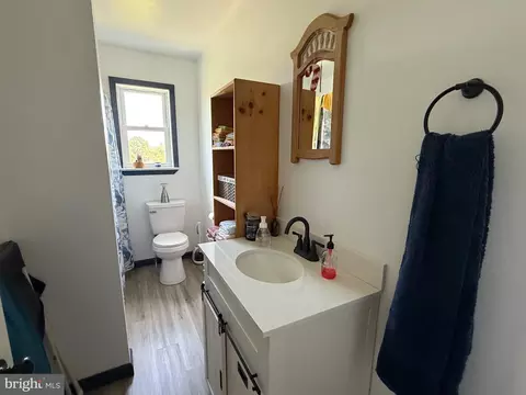 Bath - 18 Silver Fern Pl, Points, WV 25437 photo 2 of 3