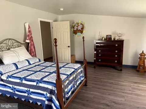 Bedroom - 18 Silver Fern Pl, Points, WV 25437 photo 9 of 14