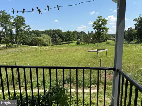 Exterior - 18 Silver Fern Pl, Points, WV 25437 photo 2 of 17