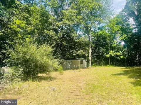196 Lost Run Rd, Levels, WV 25431