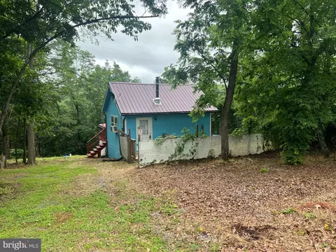 1250 Feller, Levels, WV 25431