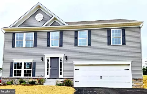 60 Cornwell, Romney, WV 26757