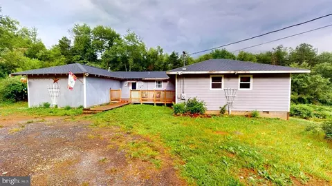 873 Delray Rd, Augusta, WV 26704
