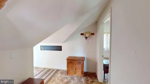 Entry Way - 313 Wright Rdg, Rio, WV 26755 photo 13 of 15