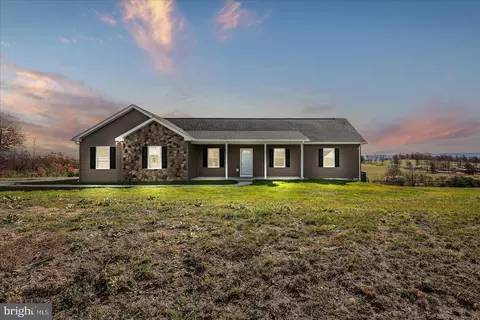 164 Pasture Ln, Capon Bridge, WV 26711