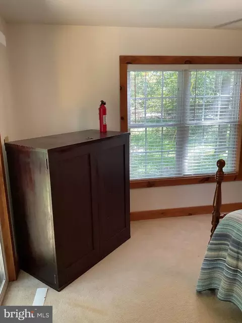 Bedroom - 624 Mountain Lion Ln, Augusta, WV 26704 photo 4 of 6