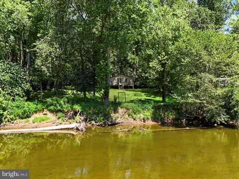 500 Cricket Dr, Paw Paw, WV 25434