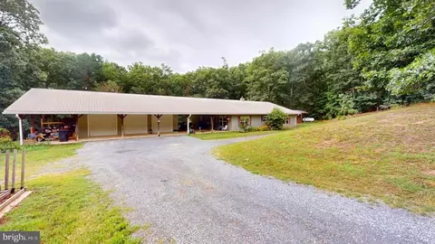 2072 Sol Shanholtz Rd, Augusta, WV 26704