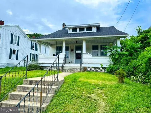 456 E Main St, Romney, WV 26757