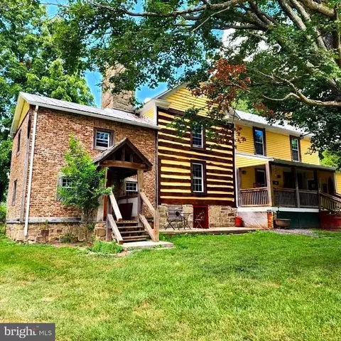 45 Cougar Hollow Rd, Romney, WV 26757