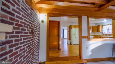 Entry Way - 251 Solid Oak Dr, Romney, WV 26757 photo 3 of 5