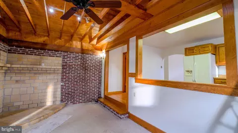Entry Way - 251 Solid Oak Dr, Romney, WV 26757 photo 4 of 5