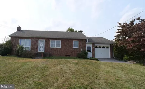 251 Solid Oak Dr, Romney, WV 26757