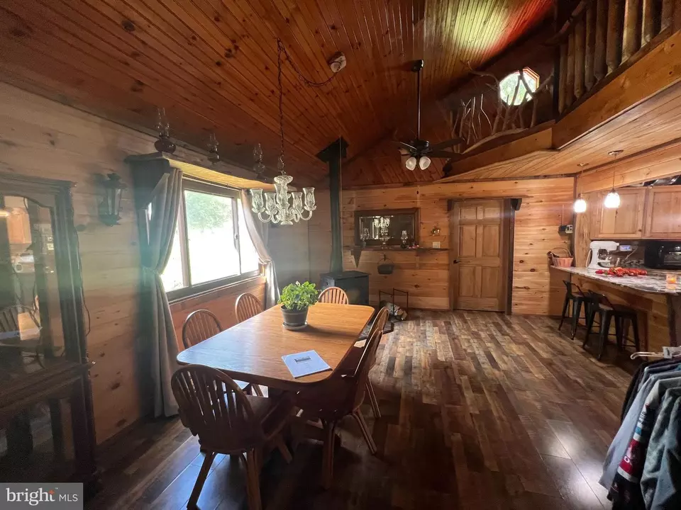 Dining - Undisclosed, Levels, WV 25431 photo 1 of 2