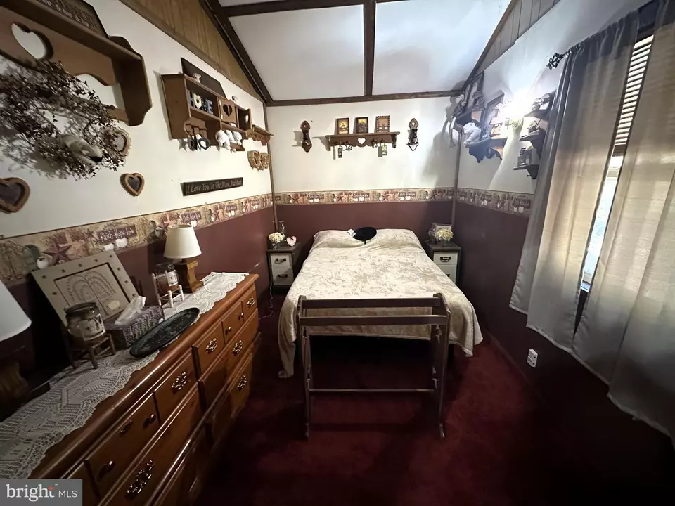 Bedroom - 44 Gobbler Dr, Springfield, WV 26763 photo 3 of 4