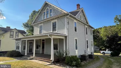 453 W Main St, Romney, WV 26757
