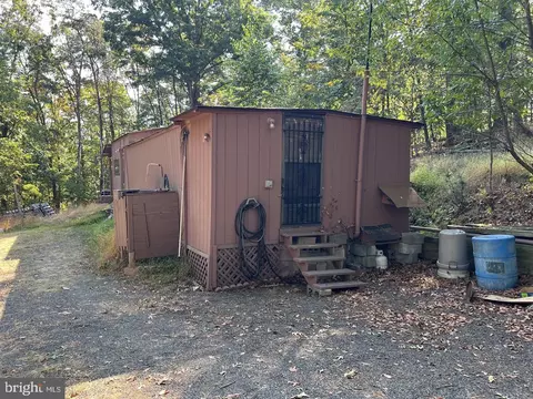229 Carmel Ct, Purgitsville, WV 26852