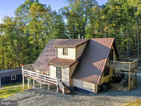 1251 Delray Rd, Augusta, WV 26704 photo 3
