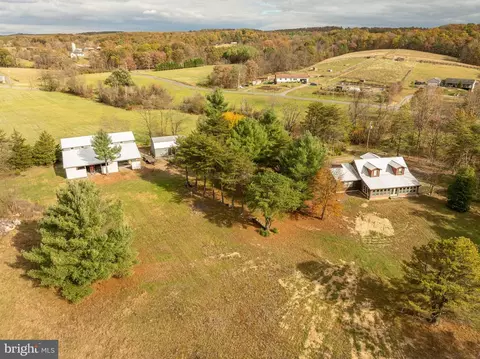 4485 Smokey Hollow Rd, Bloomery, WV 26817