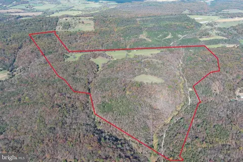 911 Blackburn Rd, Purgitsville, WV 26852