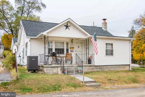 489 N Marsham St, Romney, WV 26757