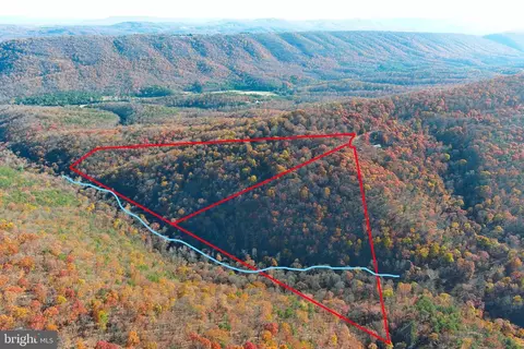 221 222 Bluffs On The Potomac, Romney, WV 26757