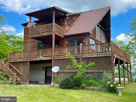 43 Sierra Vista Way, Purgitsville, WV 26852