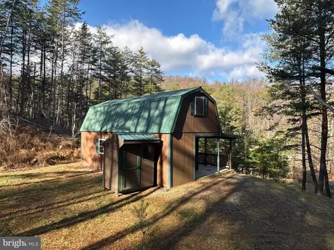 4475 Graces Cabin Rd, Springfield, WV 26763 photo 18