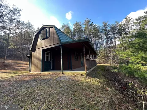4475 Graces Cabin Rd, Springfield, WV 26763