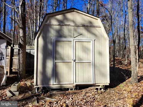 176 Rendezvous Rd, Delray, WV 26714 photo 5