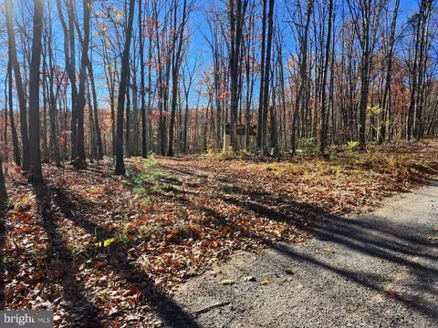 176 Rendezvous Rd, Delray, WV 26714 photo 6