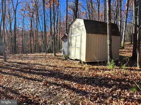 176 Rendezvous Rd, Delray, WV 26714 photo 4