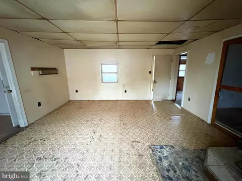 239 Bird Ridge Rd, Springfield, WV 26763 photo 4