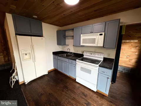 Kitchen - 1400 Core Rd, Romney, WV 26757 photo 8 of 8