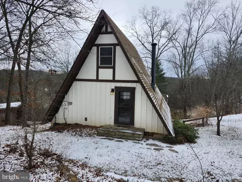 Exterior - 886 Mountain Heritage Estates Rd, Augusta, WV 26704 photo 11 of 12