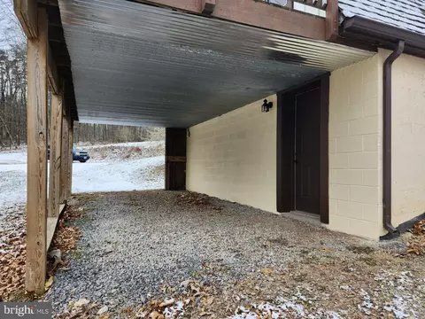 Exterior - 886 Mountain Heritage Estates Rd, Augusta, WV 26704 photo 4 of 12