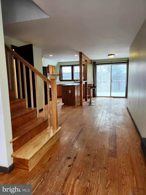 Entry Way - 886 Mountain Heritage Estates Rd, Augusta, WV 26704 photo 2 of 10