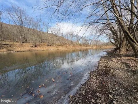 2 19 Ac Potomac Valley View Ln, Springfield, WV 26763