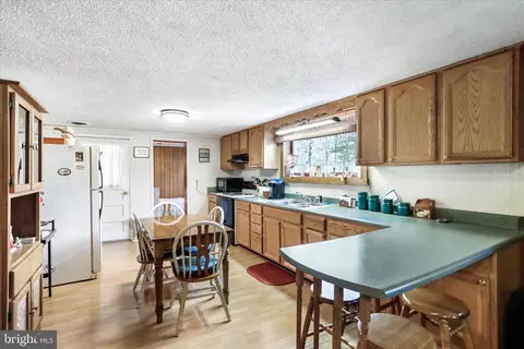 146 Miracle Dr, Springfield, WV 26763 photo 7