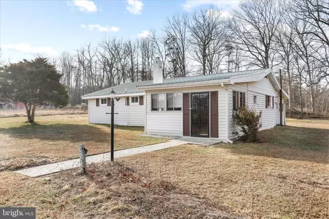 146 Miracle Dr, Springfield, WV 26763 photo 3