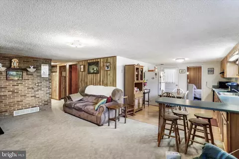 146 Miracle Dr, Springfield, WV 26763 photo 4