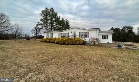 245 Pleasant Dale Dr, Augusta, WV 26704