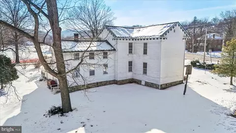 287 E Main St, Romney, WV 26757 photo 5