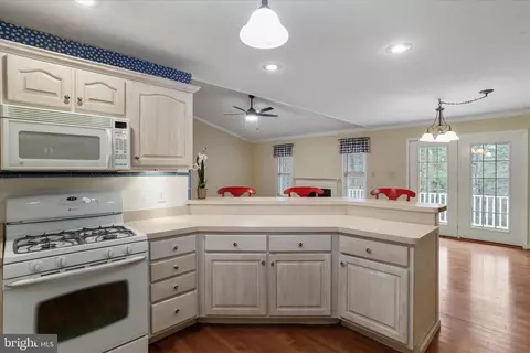 Kitchen - 273 Hickory Ln, Augusta, WV 26704 photo 4 of 4